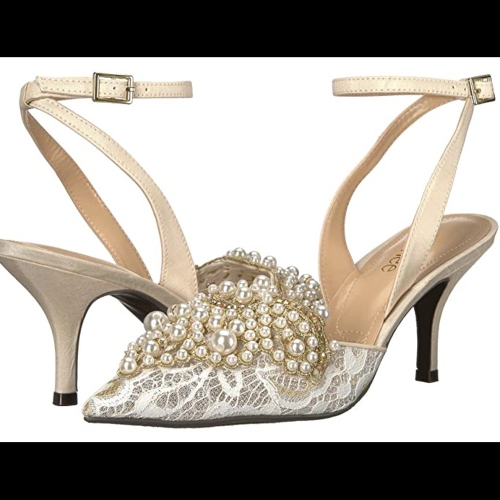 J. Renee Desdemona Kitten Heels